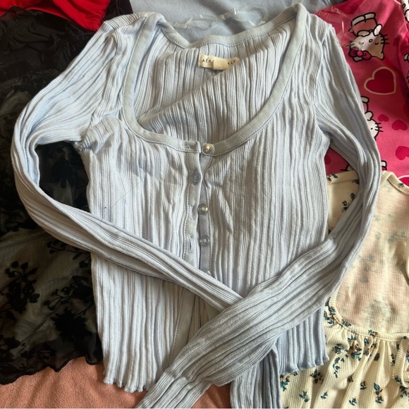 SHEIN and More Tops Bundle - Picture 7 of 16